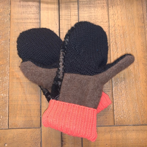 Handmade Mittens - Picture 2 of 2